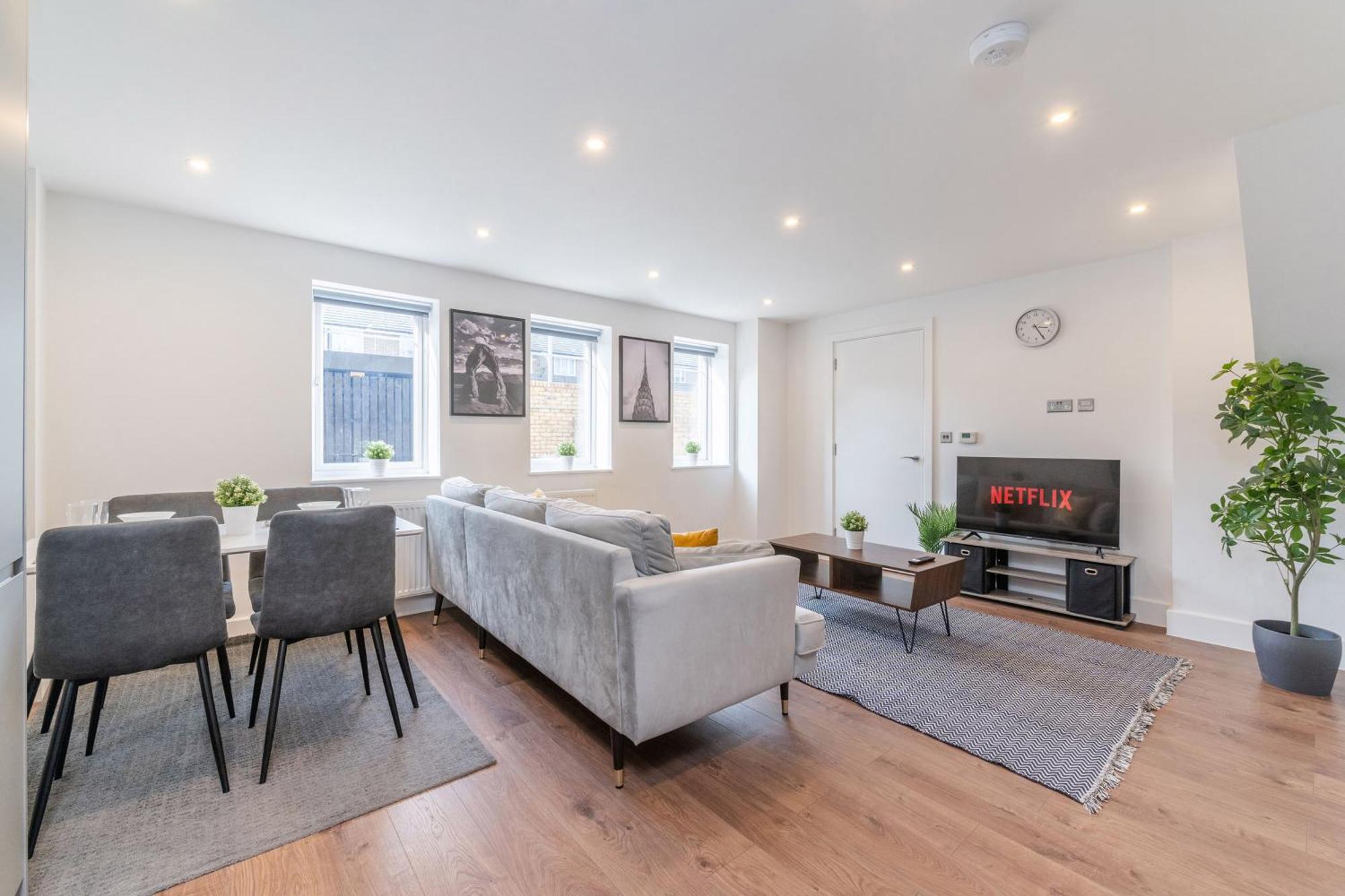 Modern London Home - 2 Bedrooms 2 Bath - Battersea, Vauxhall & Nine Elms Station Εξωτερικό φωτογραφία